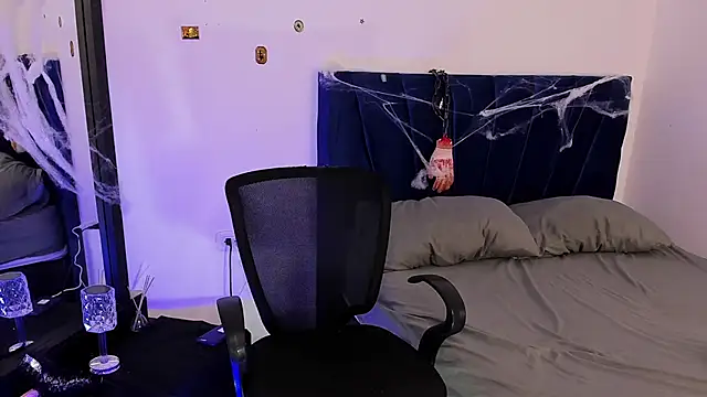 john mystic online show from 10-24-25, 03:14