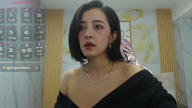 sara lopez s online show from 11-24-25, 01:22