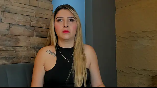 SophiaDior  online show from 09-26-25, 11:47