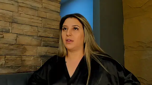 SophiaDior  online show from 10-09-25, 11:41