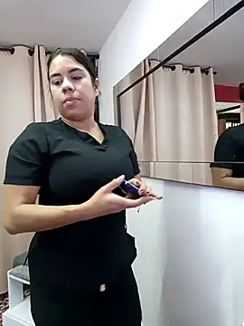 Snapshot of GabyMontenegro chatting on 09-29-25, 08:24 GabyMontenegro online show from 09-29-25, 08:24