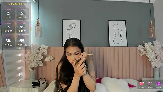 Mila Hank  online show from 03-05-26, 12:23