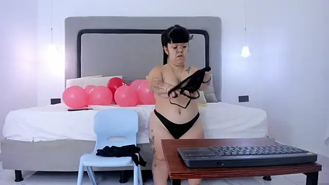 PamelaBonnet mml online show from 04-25-26, 07:44