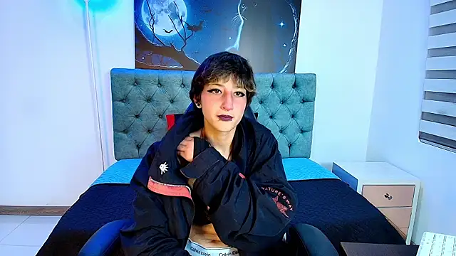 IsabelCortezz online show from 10-01-25, 12:00