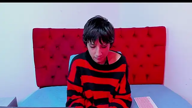 IsabelCortezz online show from 10-22-25, 11:43