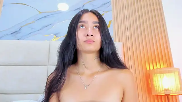 Nicolqueen  online show from 04-20-26, 11:13