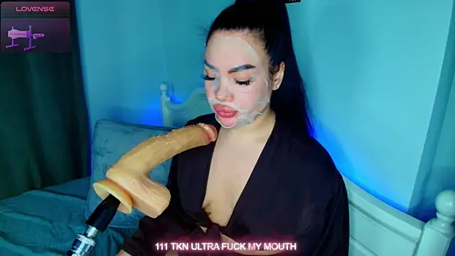 katerine Monroe online show from 11-13-25, 06:45