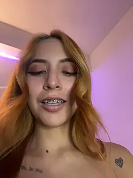 Snapshot of Little_ginger chatting on 11-06-25, 05:19 Little ginger online show from 11-06-25, 05:19