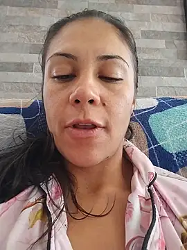 KittyHoleshot87 online show from 02-05-26, 04:11