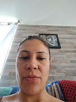 KittyHoleshot87 online show from 04-14-26, 02:23