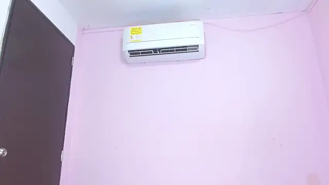 kiity horny  online show from 10-08-25, 12:36