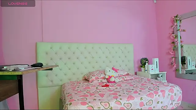 kiity horny  online show from 04-24-26, 12:40