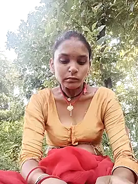 Snapshot of Idhika_Jha chatting on 09-22-25, 02:57 Idhika Jha online show from 09-22-25, 02:57