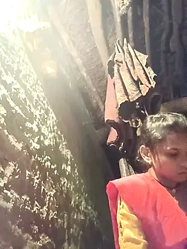 Snapshot of Idhika_Jha chatting on 09-22-25, 03:14 Idhika Jha online show from 09-22-25, 03:14