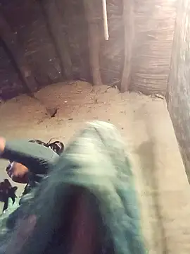 Snapshot of Idhika_Jha chatting on 10-11-25, 12:26 Idhika Jha online show from 10-11-25, 12:26