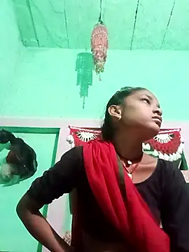 Snapshot of Idhika_Jha chatting on 10-16-25, 10:44 Idhika Jha online show from 10-16-25, 10:44