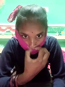 Snapshot of Idhika_Jha chatting on 11-20-25, 06:24 Idhika Jha online show from 11-20-25, 06:24