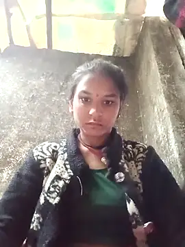 Snapshot of Idhika_Jha chatting on 12-14-25, 01:33 Idhika Jha online show from 12-14-25, 01:33