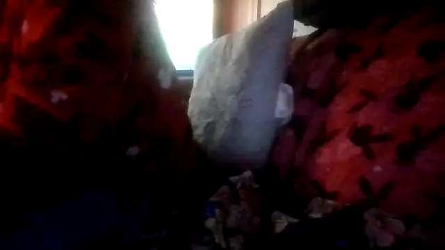 Snapshot of prettymaa chatting on 10-01-25, 03:12 prettymaa online show from 10-01-25, 03:12