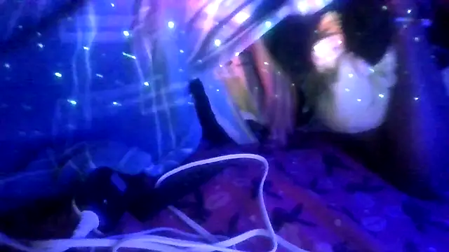 prettymaa online show from 12-18-25, 06:08