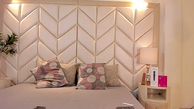 NikoStone  online show from 04-01-26, 04:46