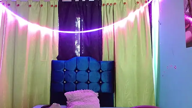 Snapshot of canelasexy_1 chatting on 11-19-25, 07:58 canelasexy 1 online show from 11-19-25, 07:58