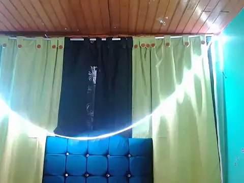 Snapshot of canelasexy_1 chatting on 12-05-25, 07:10 canelasexy 1 online show from 12-05-25, 07:10