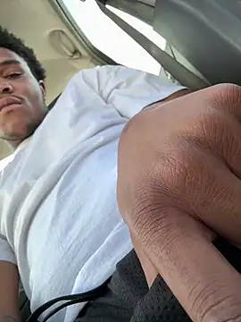 ShakeShaq online show from 10-10-25, 09:14