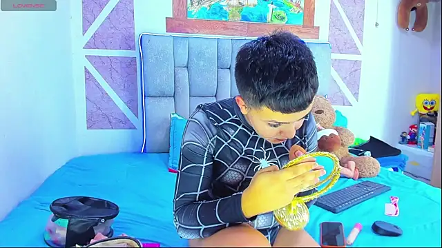 christopher Hot online show from 03-05-26, 07:54