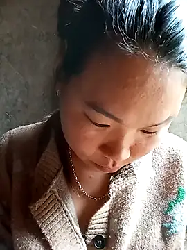 may-squirl online show from 10-21-25, 01:39