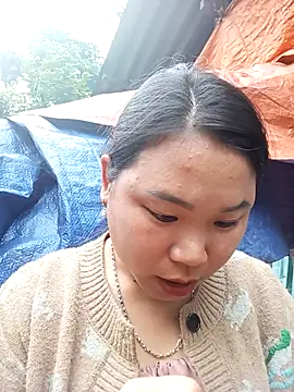 may-squirl online show from 10-29-25, 01:41