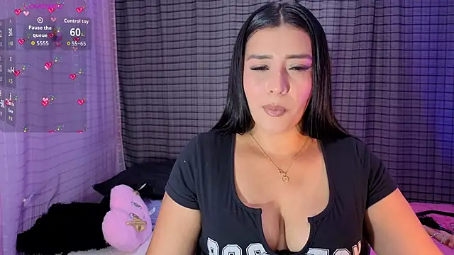 Snapshot of Kayleemorales chatting on 09-29-25, 06:02 Kayleemorales online show from 09-29-25, 06:02