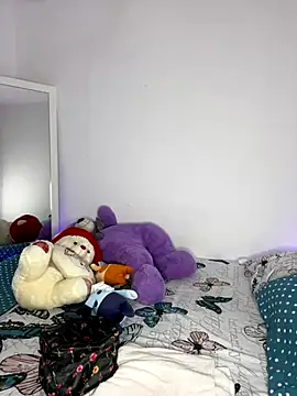 ViolettaMiller  online show from 11-18-25, 01:04