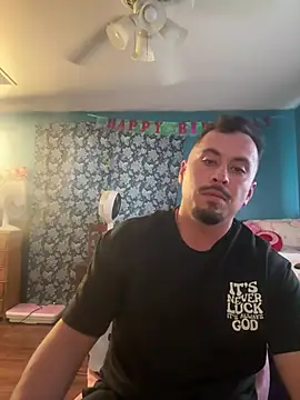 Snapshot of AlexR9700 chatting on 04-04-26, 06:27 AlexR9700 online show from 04-04-26, 06:27