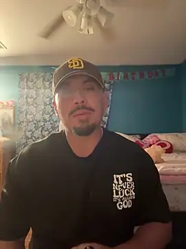 Snapshot of AlexR9700 chatting on 04-05-26, 08:55 AlexR9700 online show from 04-05-26, 08:55