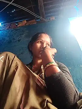 Jooli xx online show from 10-26-25, 03:45