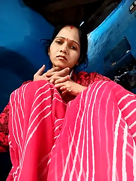 Jooli xx online show from 12-18-25, 02:28