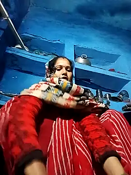 Jooli xx online show from 01-08-26, 12:24