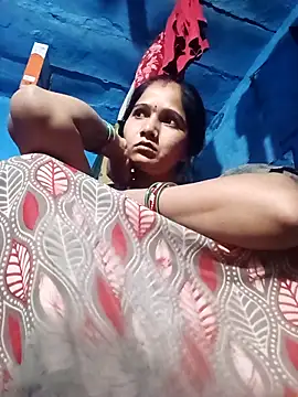 Jooli xx online show from 04-13-26, 06:02