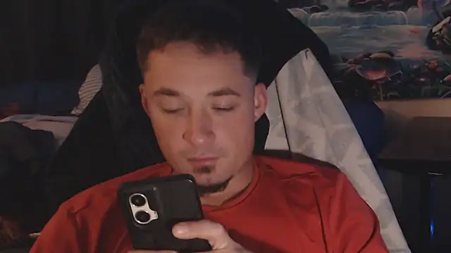 Snapshot of YoBlezz chatting on 09-09-25, 04:12 YoBlezz online show from 09-09-25, 04:12