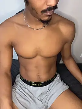 TRILLAHUNG online show from 12-04-25, 02:15