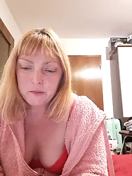 LiluLiluLilu online show from 10-16-25, 07:15