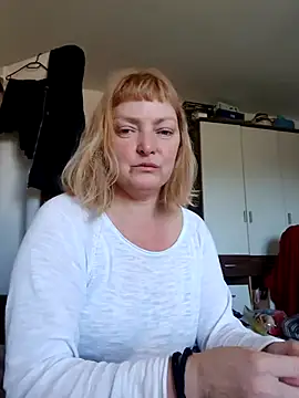 LiluLiluLilu online show from 04-26-26, 08:23