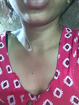 Snapshot of telugu_roja_099 chatting on 12-20-25, 03:57 telugu roja 099 online show from 12-20-25, 03:57