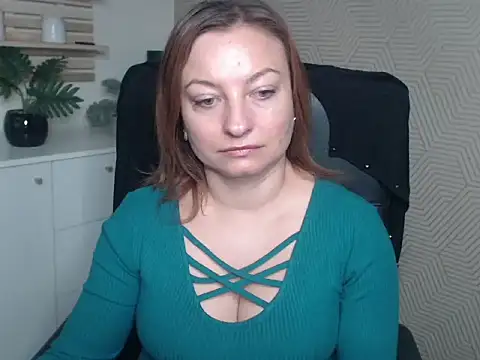 Snapshot of angelaSamt chatting on 09-29-25, 05:34 angelaSamt online show from 09-29-25, 05:34