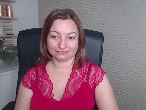 Snapshot of angelaSamt chatting on 10-14-25, 05:30 angelaSamt online show from 10-14-25, 05:30