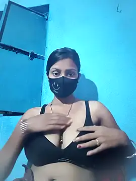 Snapshot of posewith chatting on 09-17-25, 09:27 posewith online show from 09-17-25, 09:27