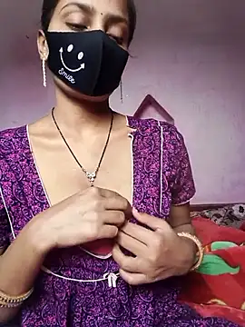 posewith online show from 02-20-26, 08:16