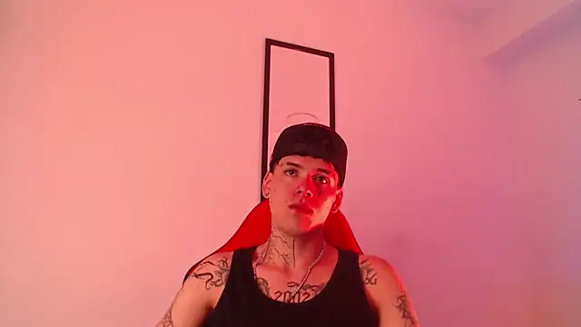 Anhonymus  online show from 09-21-25, 04:47