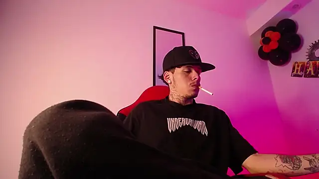 Anhonymus  online show from 10-16-25, 03:51